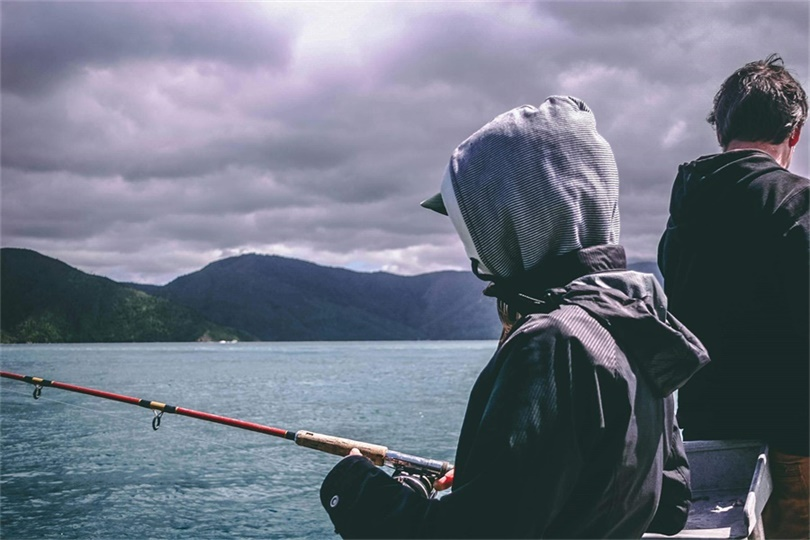 Emergency Kit Essentials for Safe Winter Fishing Trips in Norway